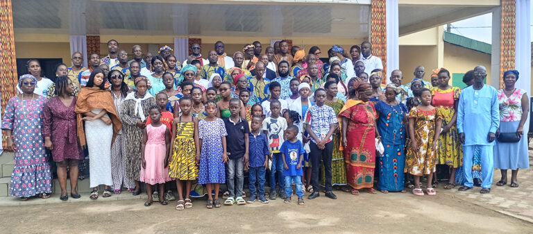 LES MEMBRES DE LA GRANDE FAMILLE GNIN